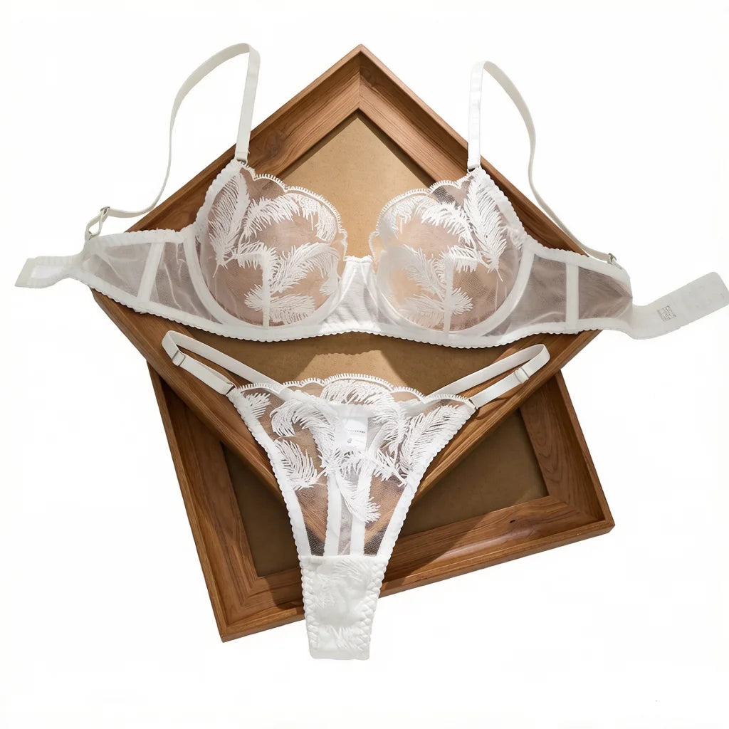 White Feather Comfortable Underwear Set Soft Fashionable Women's Close-Fitting Apparel Combination