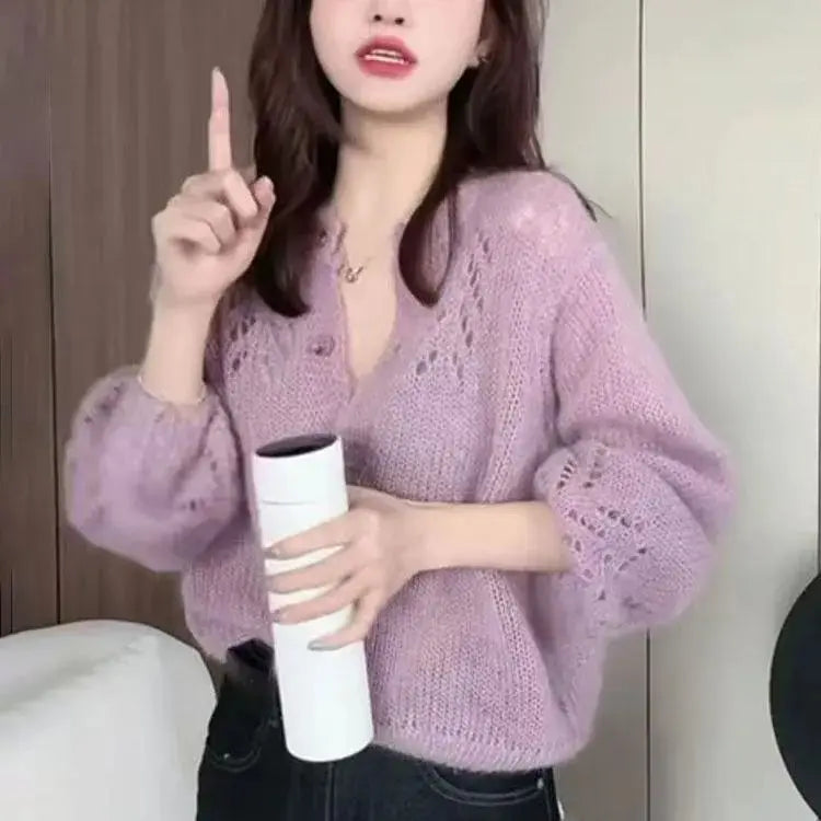 Air-cut Knitted Cardigan Short Jacket for Women in Autumn Winter New Gentle Style Soft and Soft Sweater Top