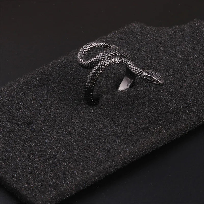 Fashion Retro Exaggerated Spirit Snake Ring Punk Adjustable Opening Snake-shaped Student Index Finger Ring Trend Jewelry