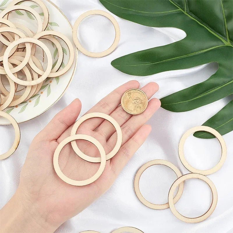 4-15cm Unfinished Wood Pieces Rings Shape Circle Ornaments Wood Rings Blank Wooden Slices for Painting Christmas Tree Home Decor