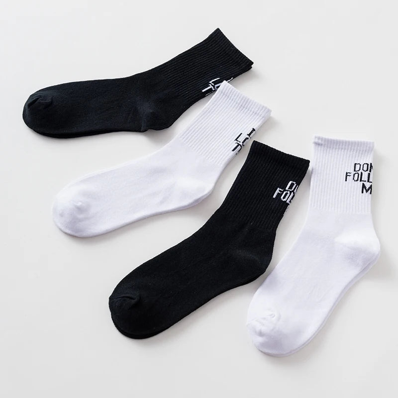 1/2 Pairs Unisex "I'm Lost Too" Letter Printed Cotton Socks Funny Novel Soft Comfortable Sweat Absorbing Breathable Casual Socks