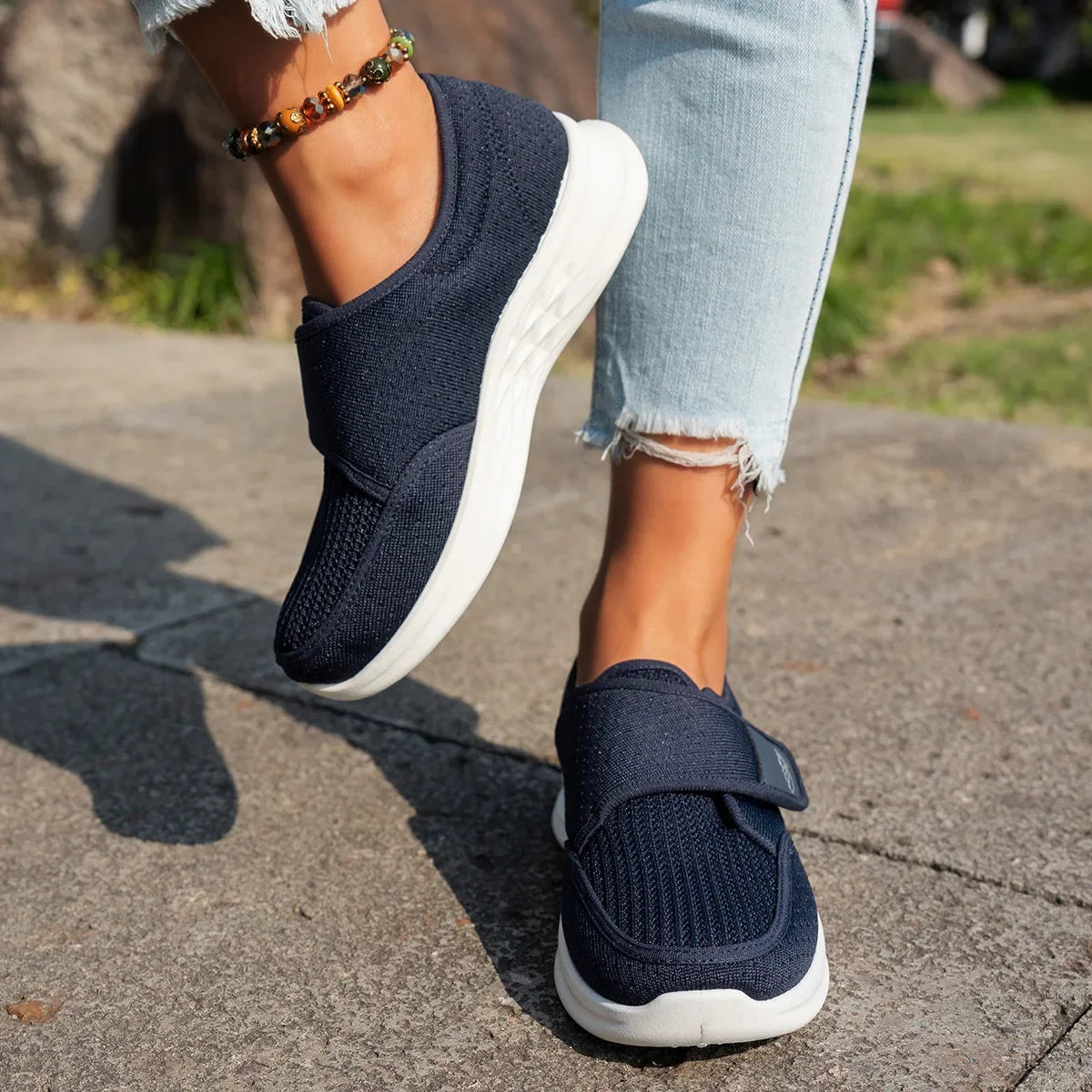 2025 Women's Summer Shoes New Fashionable Breathable Women's Casual Walking Cloth Shoes Cheap Shoes Clearance