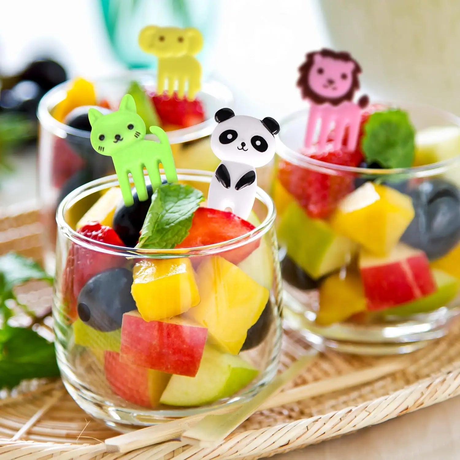30Pcs Animal Food Selection, Reusable Cute and Fun Cartoon Animal Fruit Food Toothpicks, Fruit Salad Forks, Bento Box Accessorie