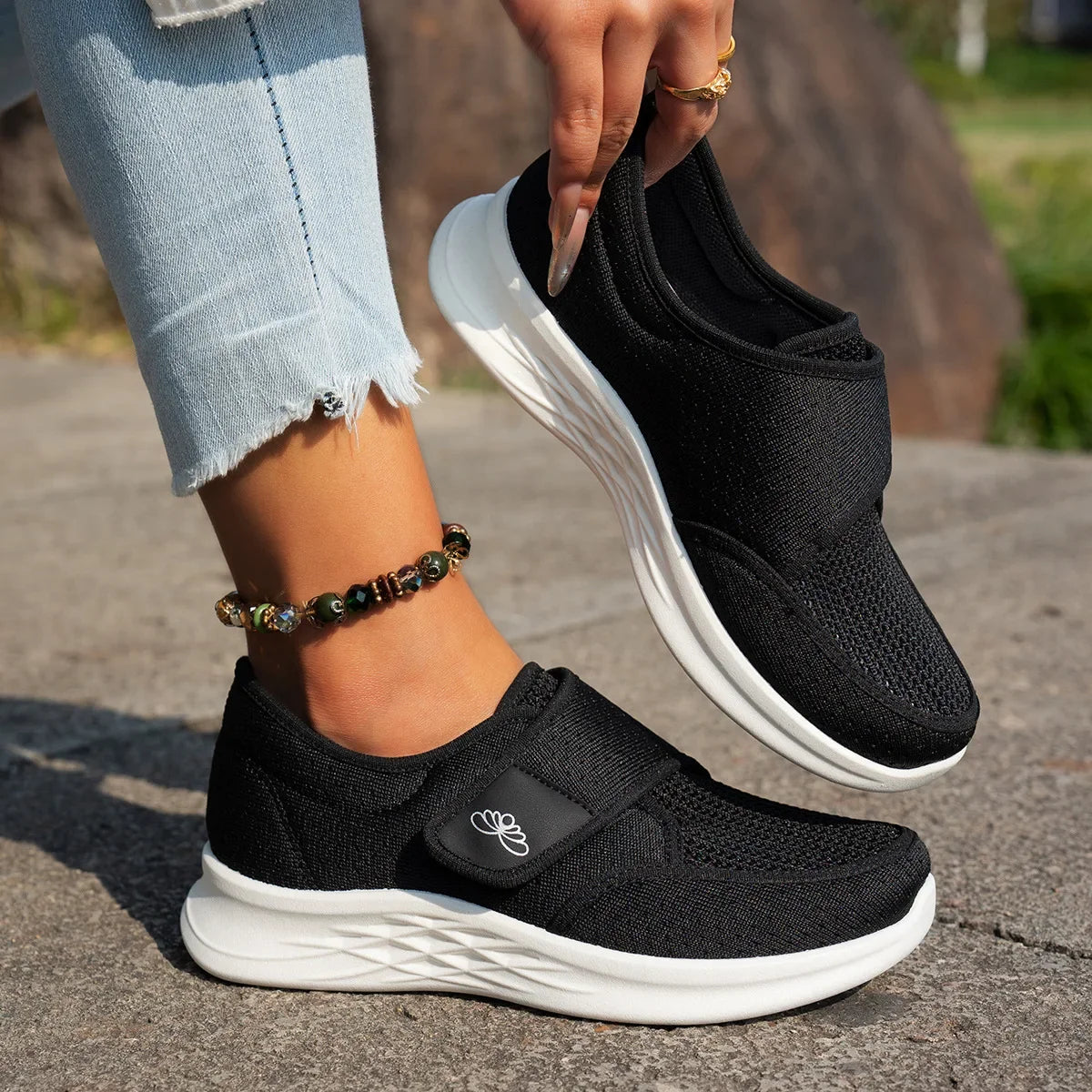 2025 Women's Summer Shoes New Fashionable Breathable Women's Casual Walking Cloth Shoes Cheap Shoes Clearance