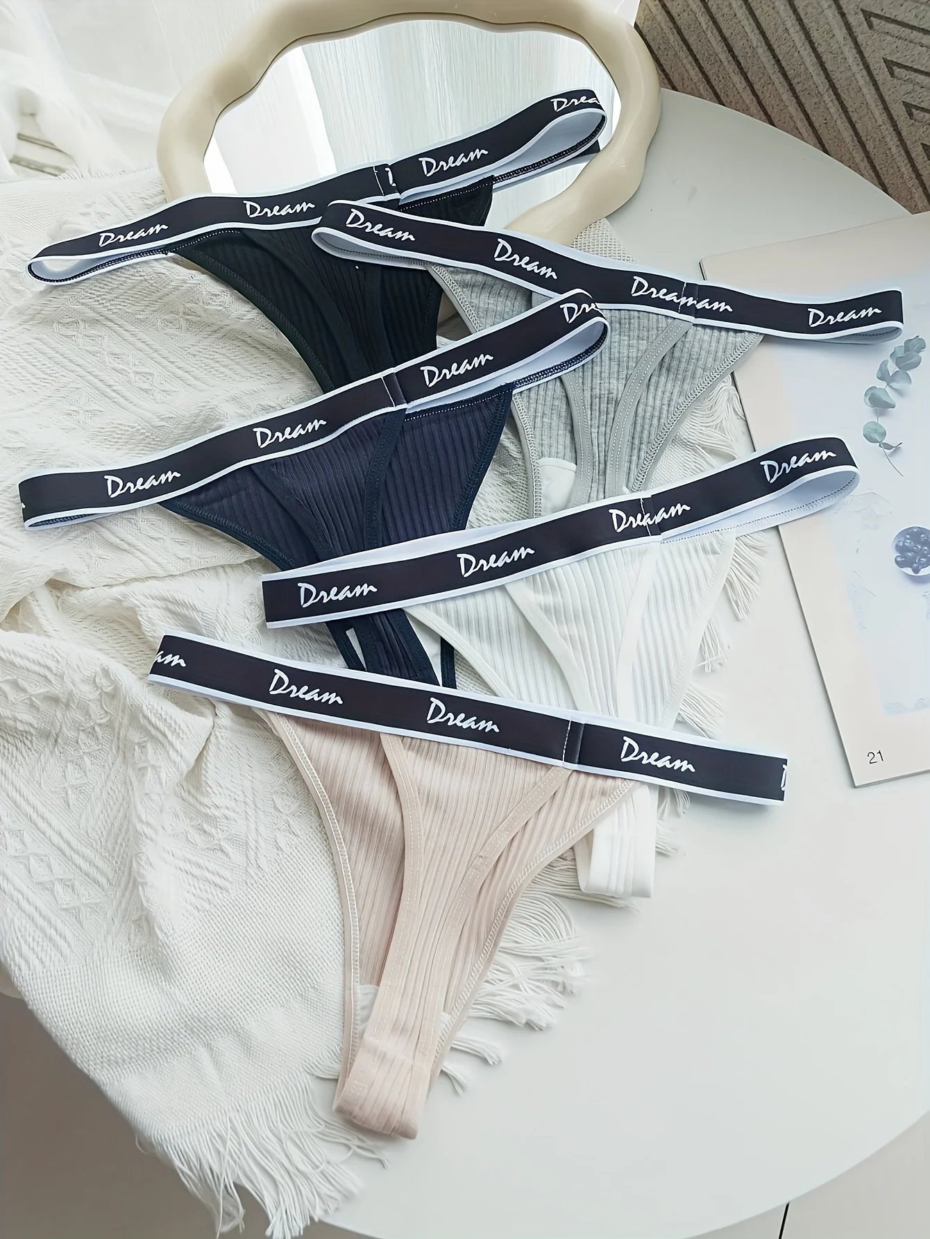 5-piece mixed color simple English belt, perforated women's thong, pure cotton inner lining women's underwear