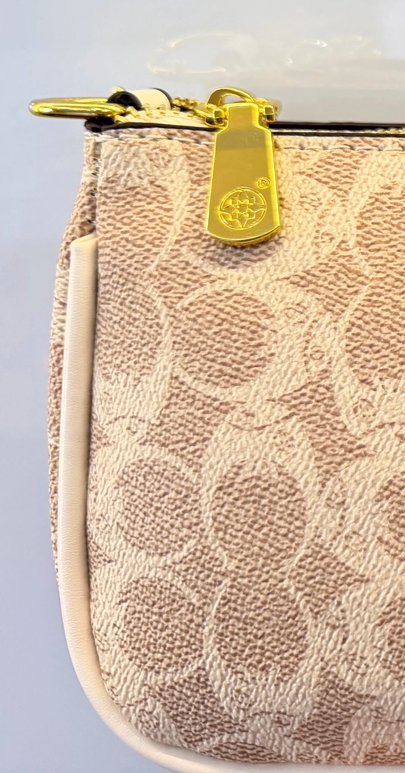 Stylish Women’s Underarm Bag for Work & Date