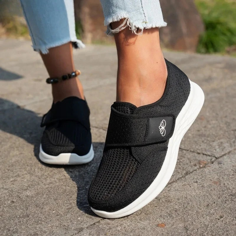 2025 Women's Summer Shoes New Fashionable Breathable Women's Casual Walking Cloth Shoes Cheap Shoes Clearance