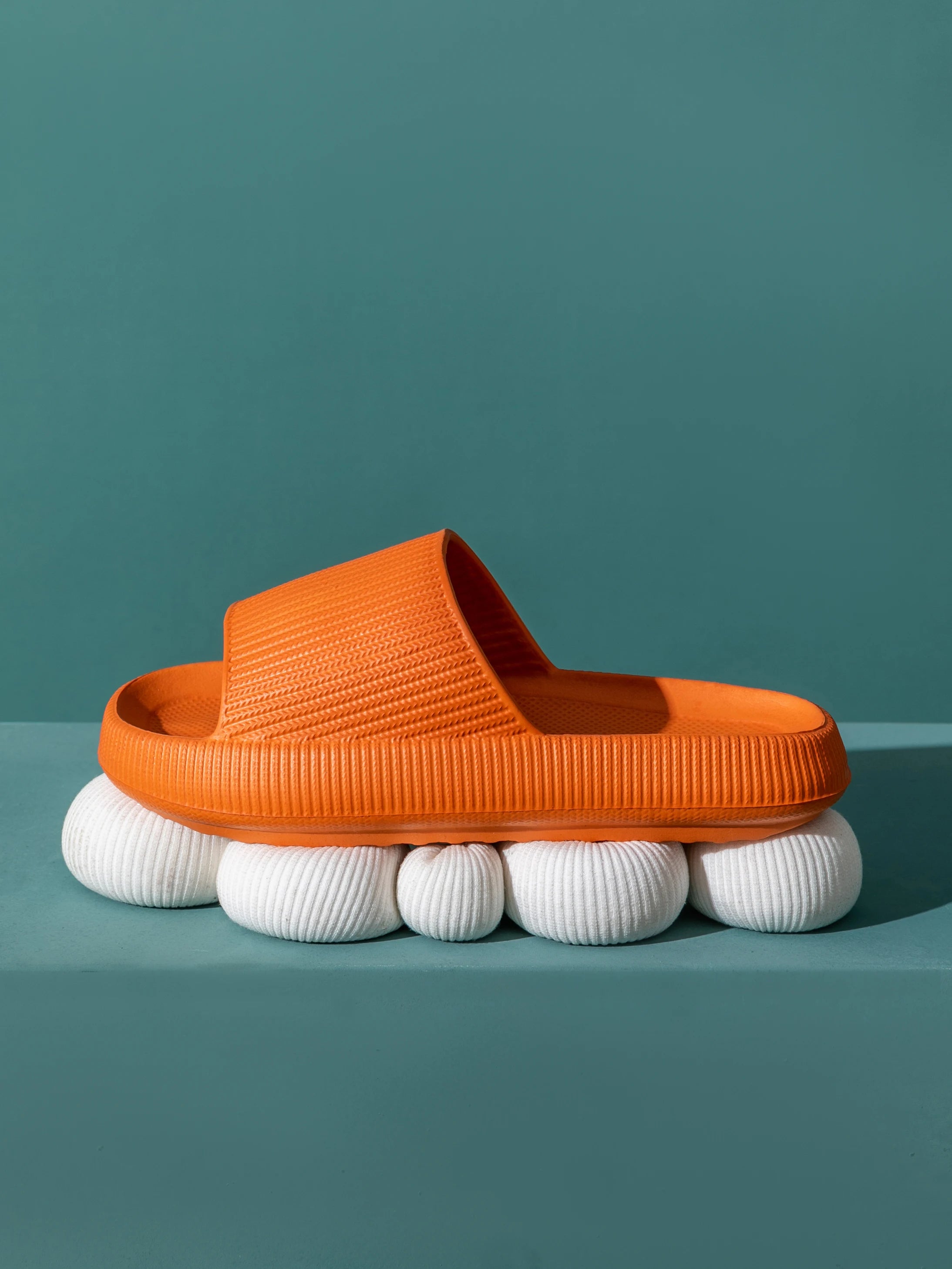 2023 summer slippers Home EVA cloud thick soles women's sandals indoor bathroom non-slip slide women's men's slippers slippers