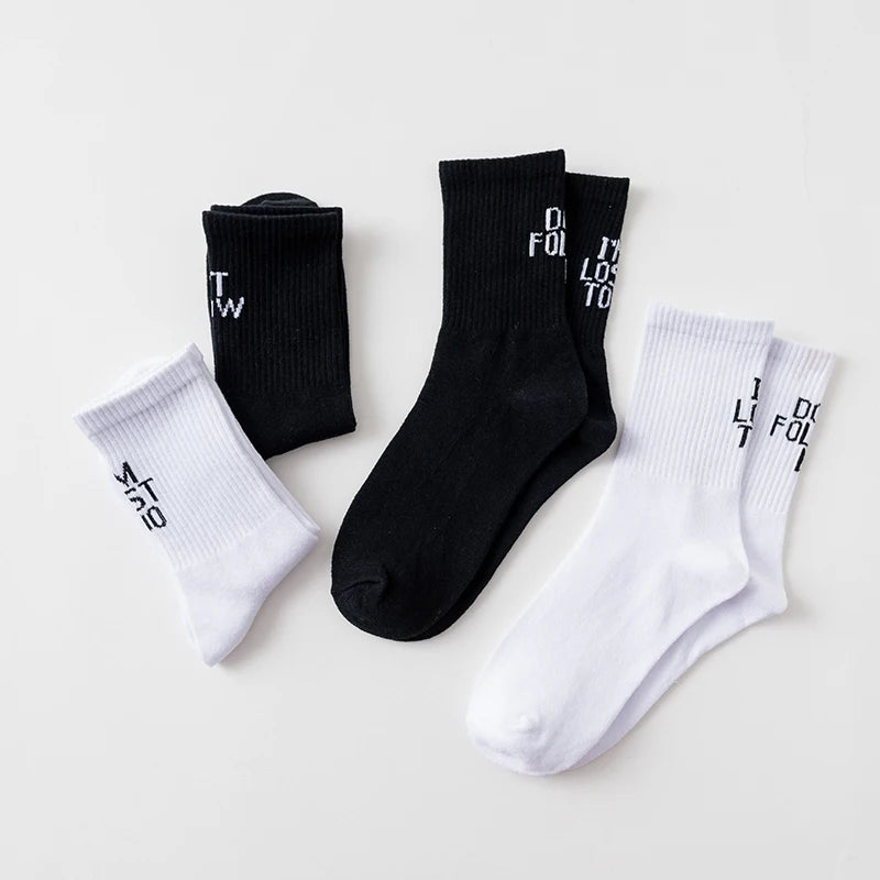 1/2 Pairs Unisex "I'm Lost Too" Letter Printed Cotton Socks Funny Novel Soft Comfortable Sweat Absorbing Breathable Casual Socks