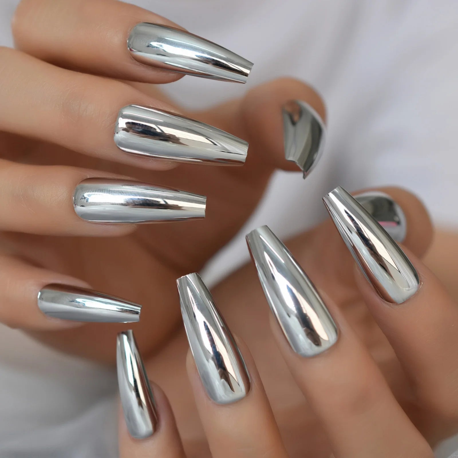 Shiny Punk Style Metallic Silver Coffin False Fake Nails Metal Plating Acrylic Reflective Mirror Press on Ballet Nail Art Tips