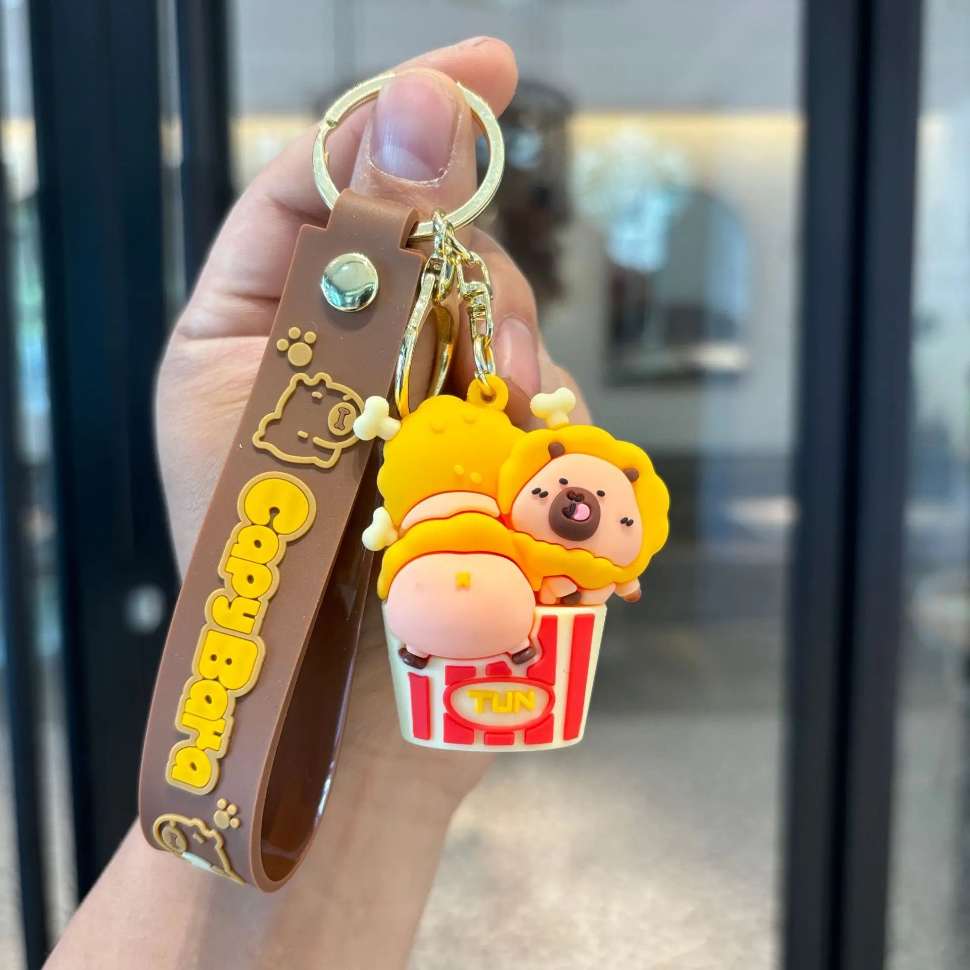 Cute Capybara Animal Keychains For Creative Car Keychain Cartoon Capibala Pendant Women Doll Keyring Charm Holiday Gifts Jewelry