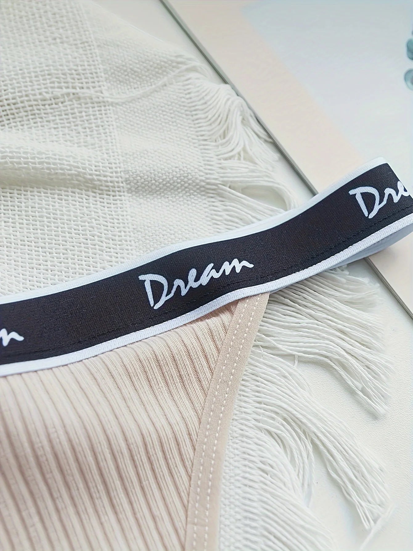 5-piece mixed color simple English belt, perforated women's thong, pure cotton inner lining women's underwear