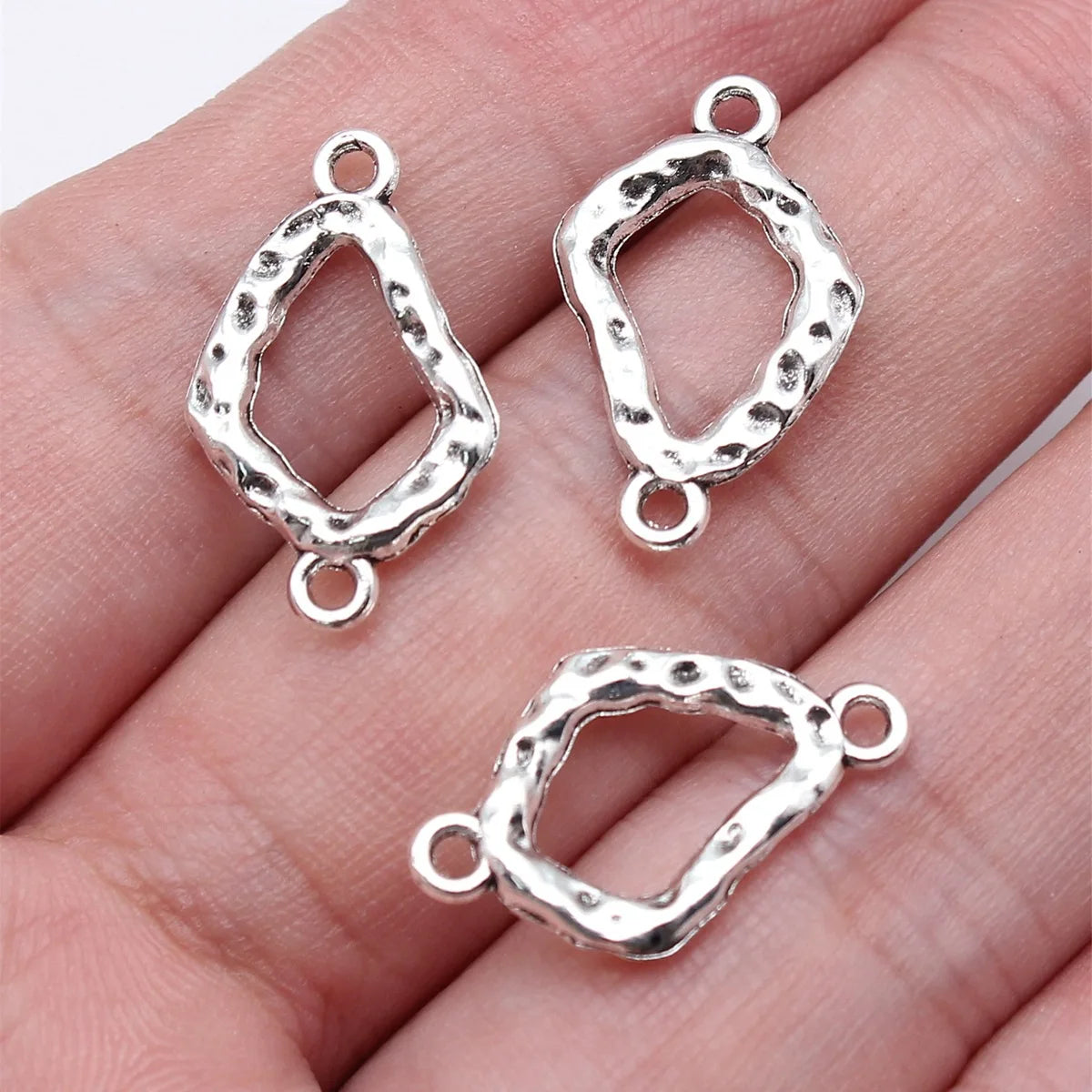 WYSIWYG 20pcs 13x21mm 4 Colors Hammer Pattern Geometric Connector For DIY Jewelry Making Handmade Jewelry Findings