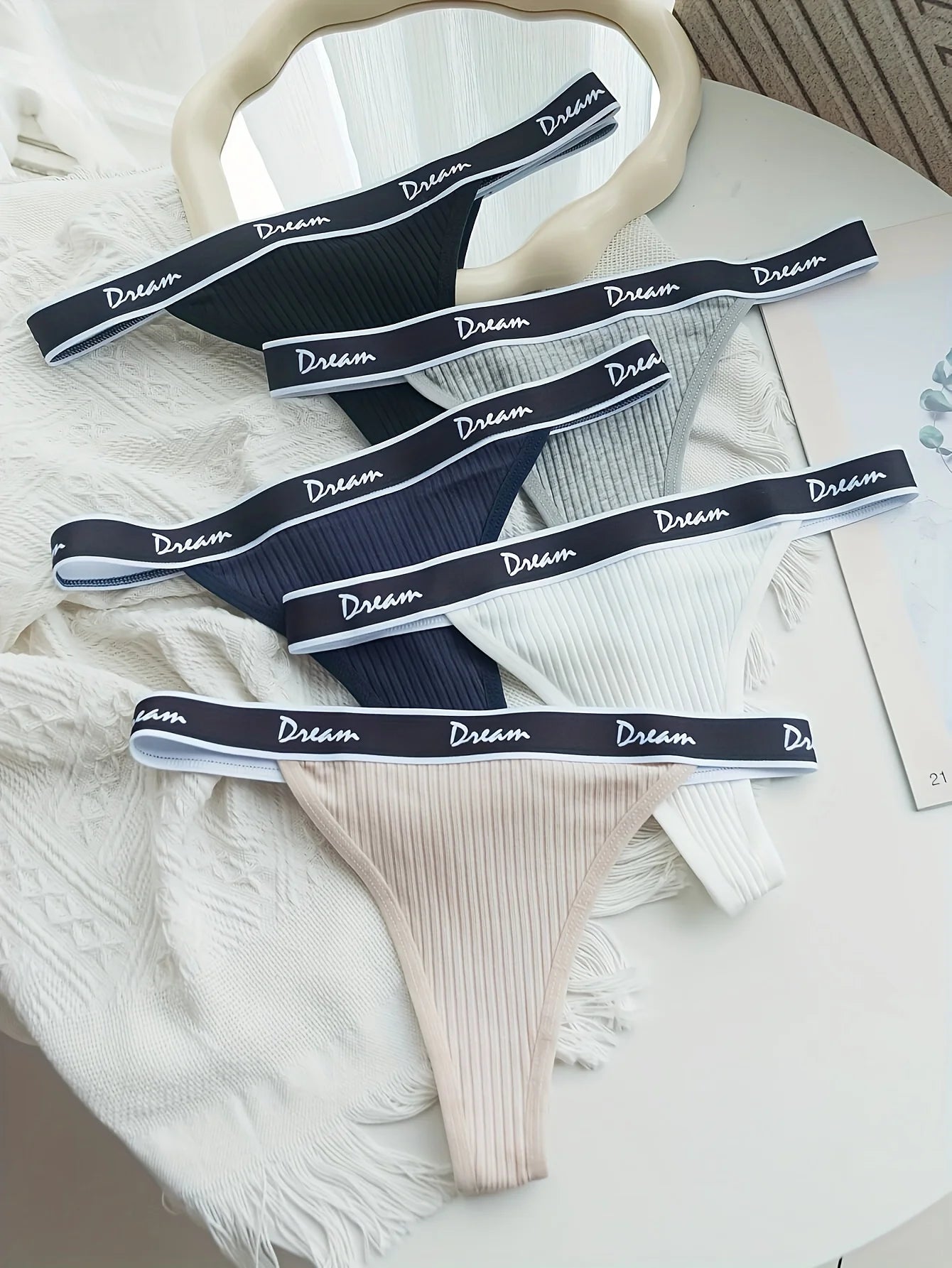 5-piece mixed color simple English belt, perforated women's thong, pure cotton inner lining women's underwear