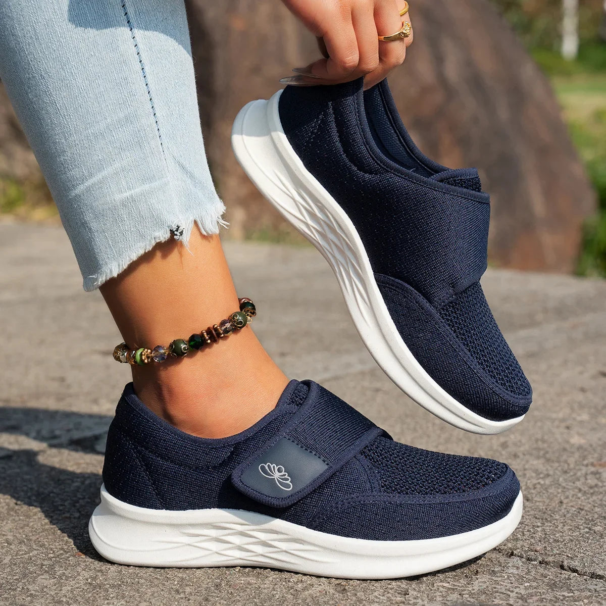 2025 Women's Summer Shoes New Fashionable Breathable Women's Casual Walking Cloth Shoes Cheap Shoes Clearance