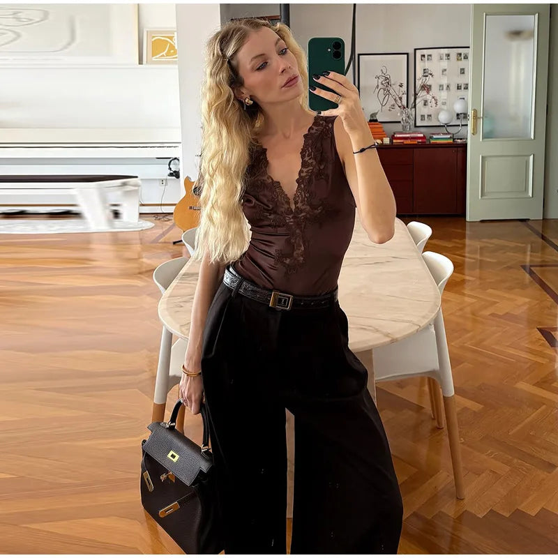 Sexy Lace Spliced Women's Jumpsuits Stain V-neck Sleeveless Slim Waist Cinching Jumpsuit 2026 Spring New Lady High Street Tops