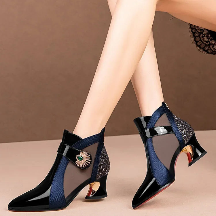 Women Classic Pointed Toe European Stylish High Quality Square Heel Shoes for Spring & Summer Lady Cool Black Comfy Shoes E1297