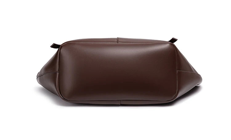 Lightweight Large Capacity 2025 New Bat-Shaped High Street Handbag European and American Style Trendy Single Shoulder Crossbody