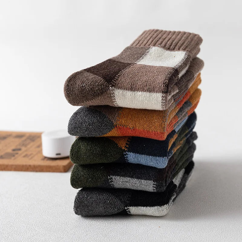 5 Pairs Autumn and Winter New Product Checkered Looped Thick Warm Men's Socks Checkered Niche Trend Personalized Mid Tube Socks