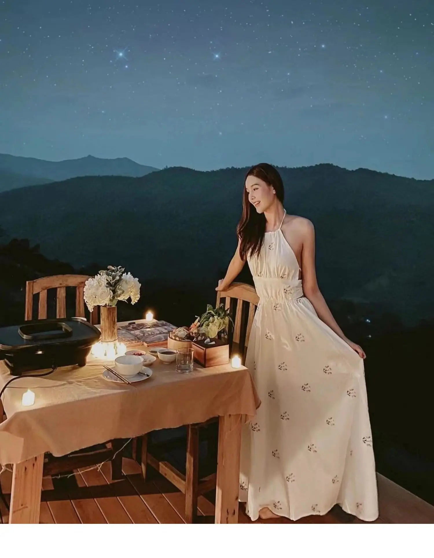 Korean style Women Summer Sleeveless Cotton Hemp Halter Neck Dress Daisy Embroidery Backless Lace Up Midi Holiday Dress