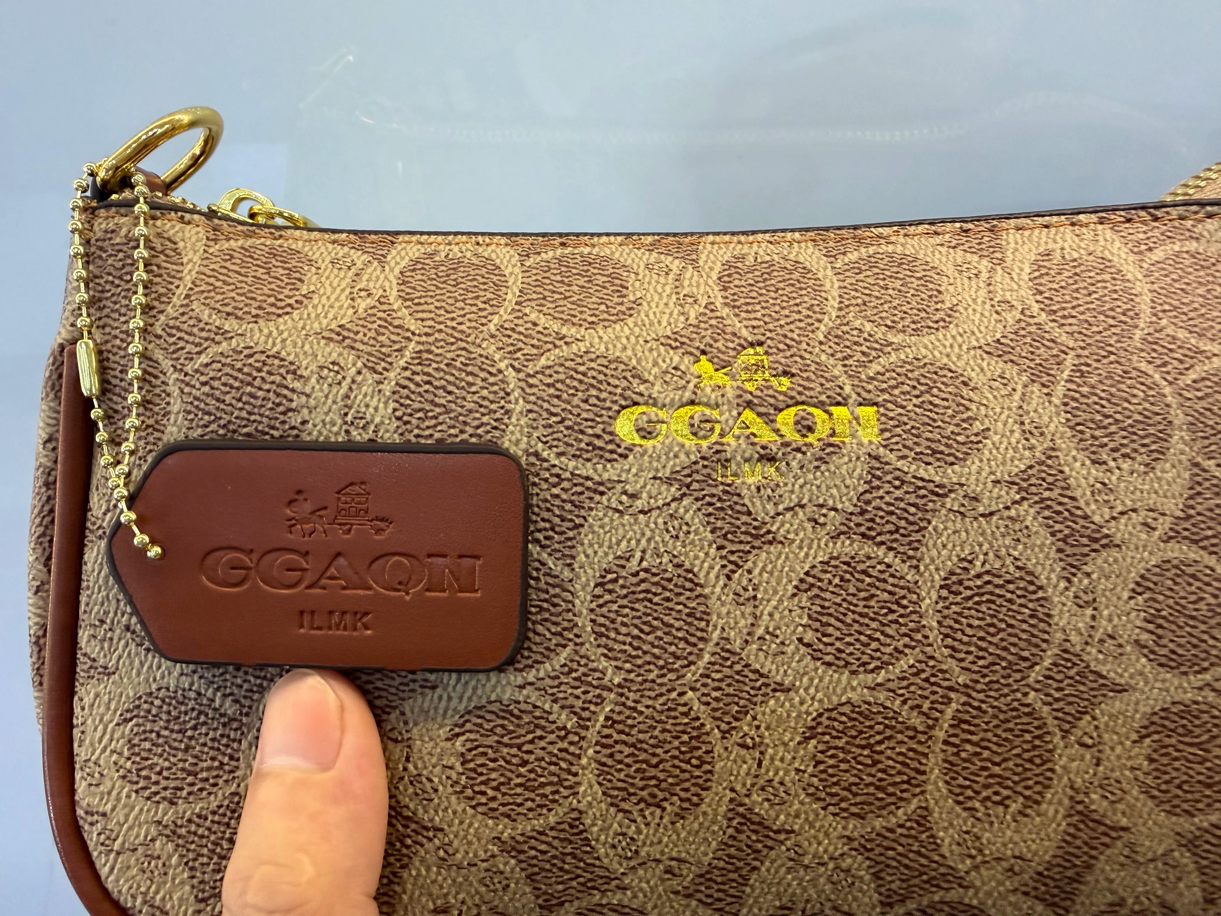 Stylish Women’s Underarm Bag for Work & Date