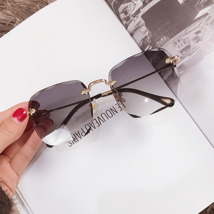 My Store 3 trendy square frameless sunglasses with polygonal lenses, showcasing modern, stylish eyewear design.